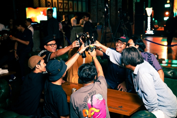 images_Tw27w5T0_7q7gA6